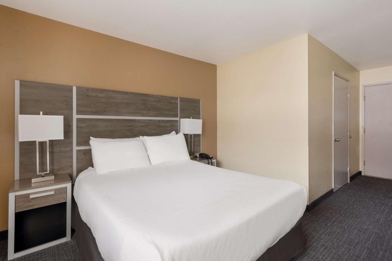 Surestay Hotel By Best Western Wells Eksteriør bilde