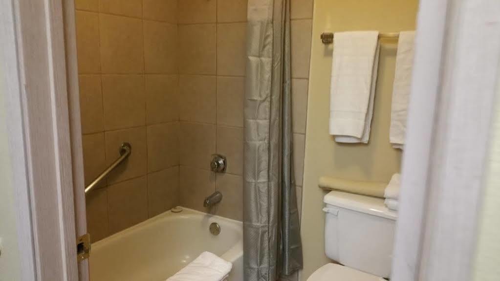 Surestay Hotel By Best Western Wells Eksteriør bilde